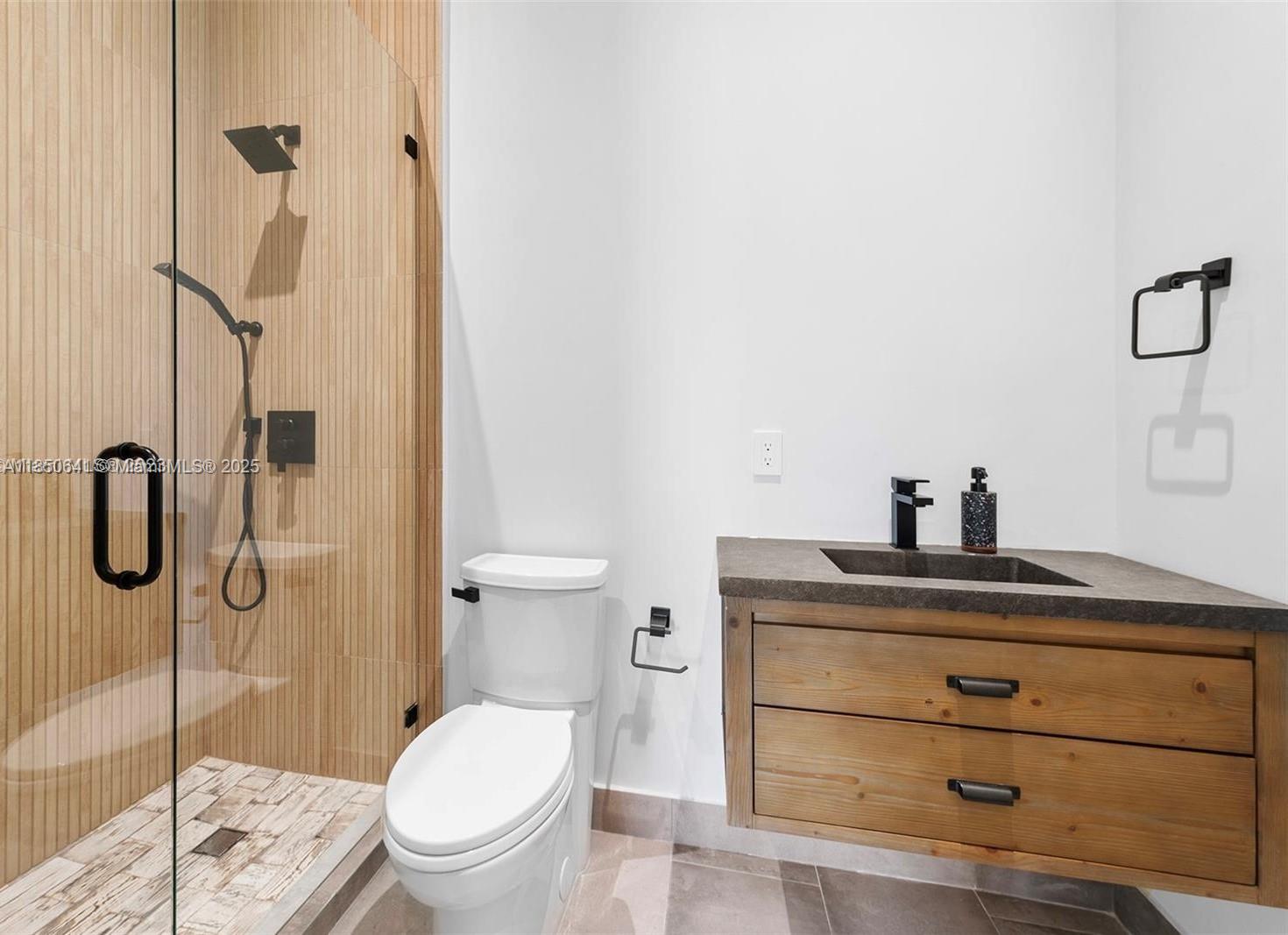 1031 Harbor Ct Hollywood, FL 33019