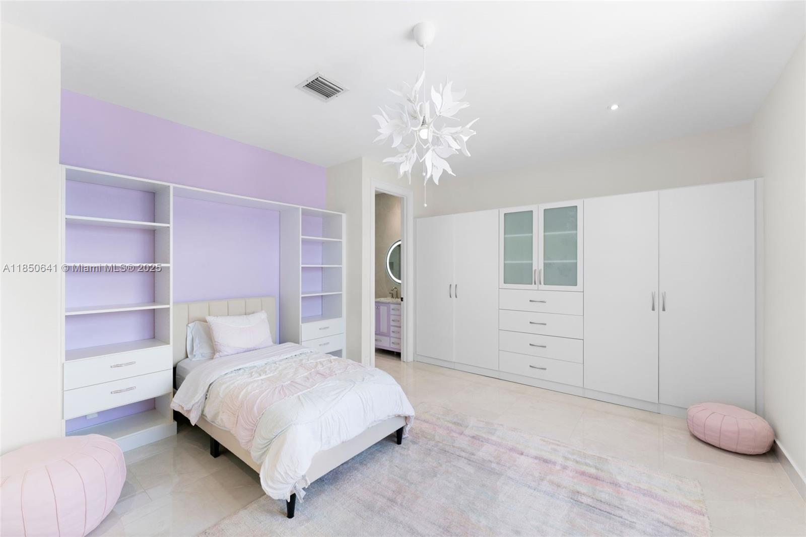 1031 Harbor Ct Hollywood, FL 33019