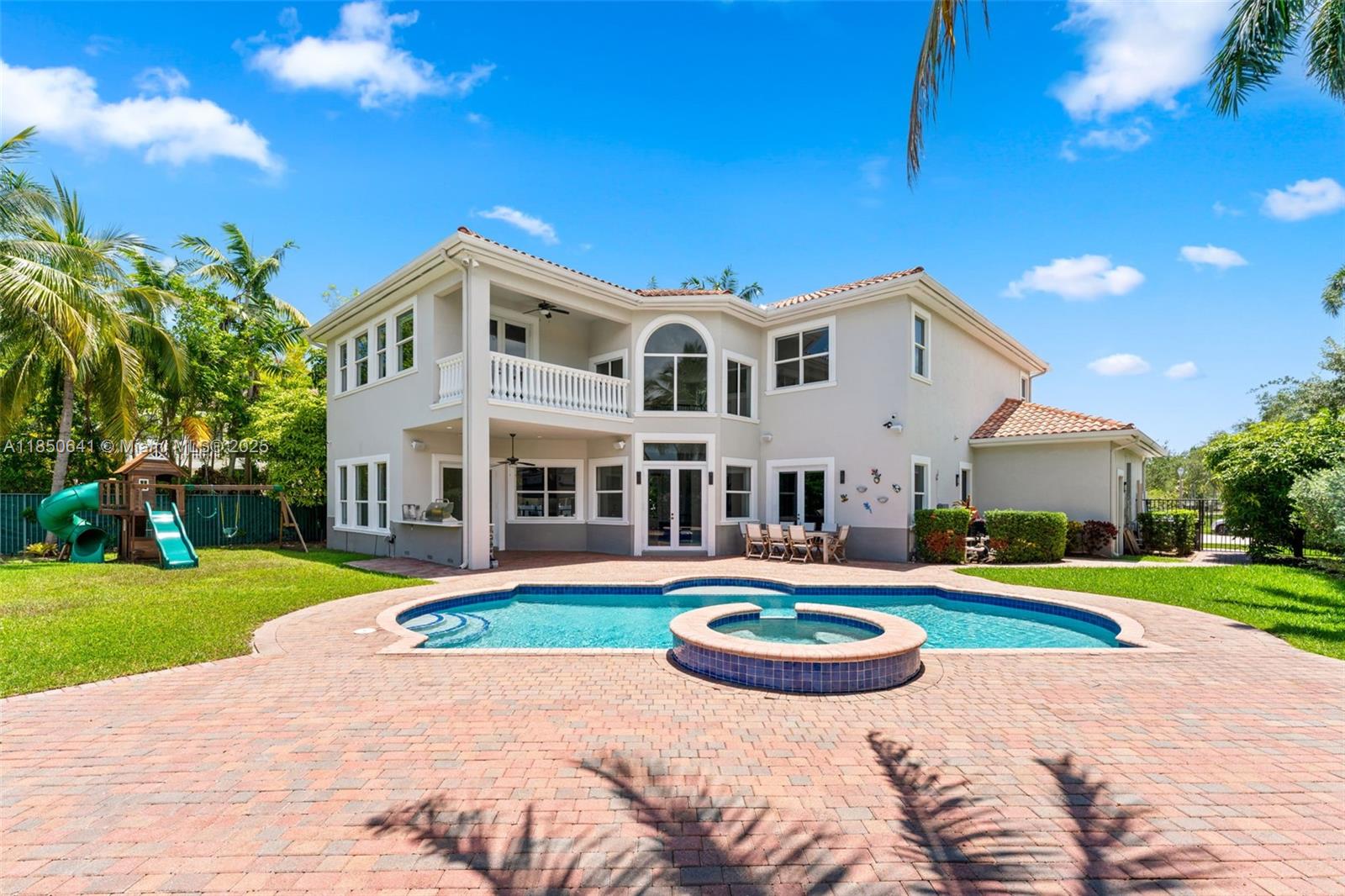 1031 Harbor Ct Hollywood, FL 33019