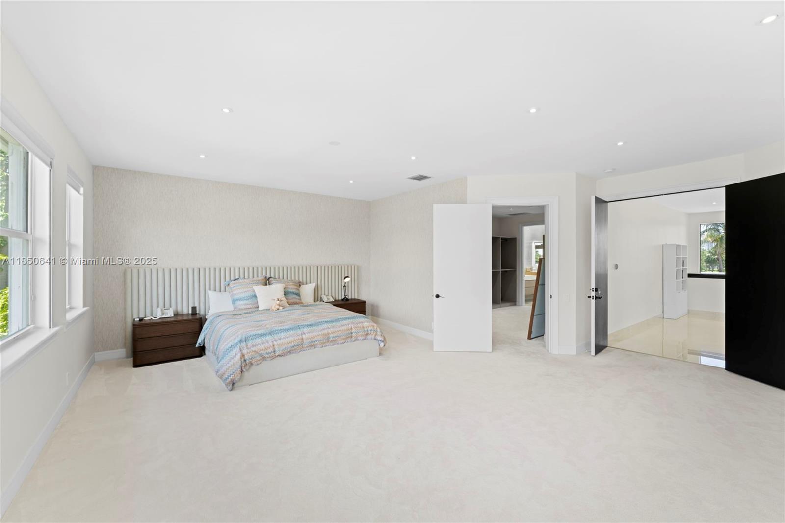 1031 Harbor Ct Hollywood, FL 33019