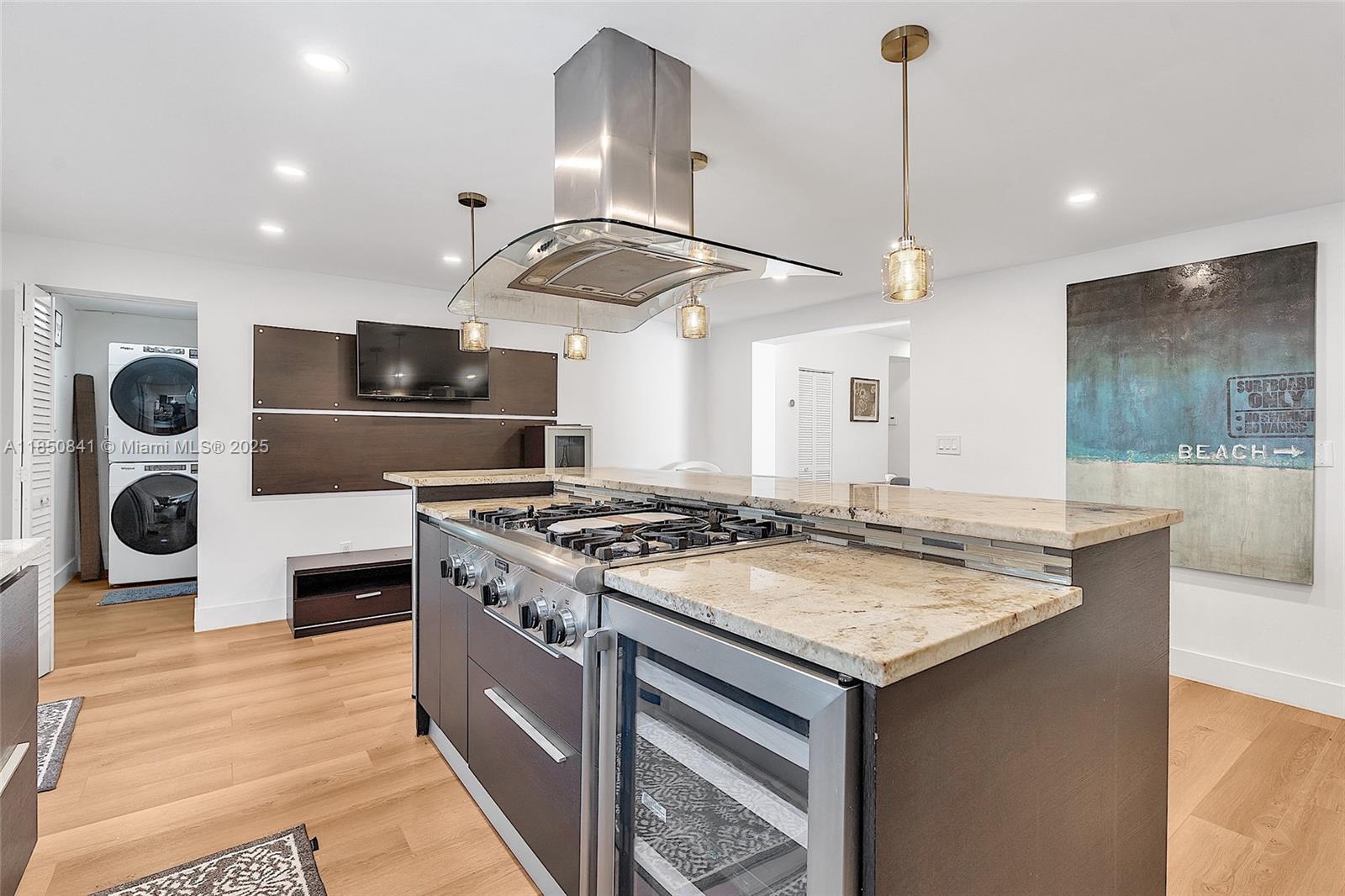 1347 71st St Miami Beach, FL 33141