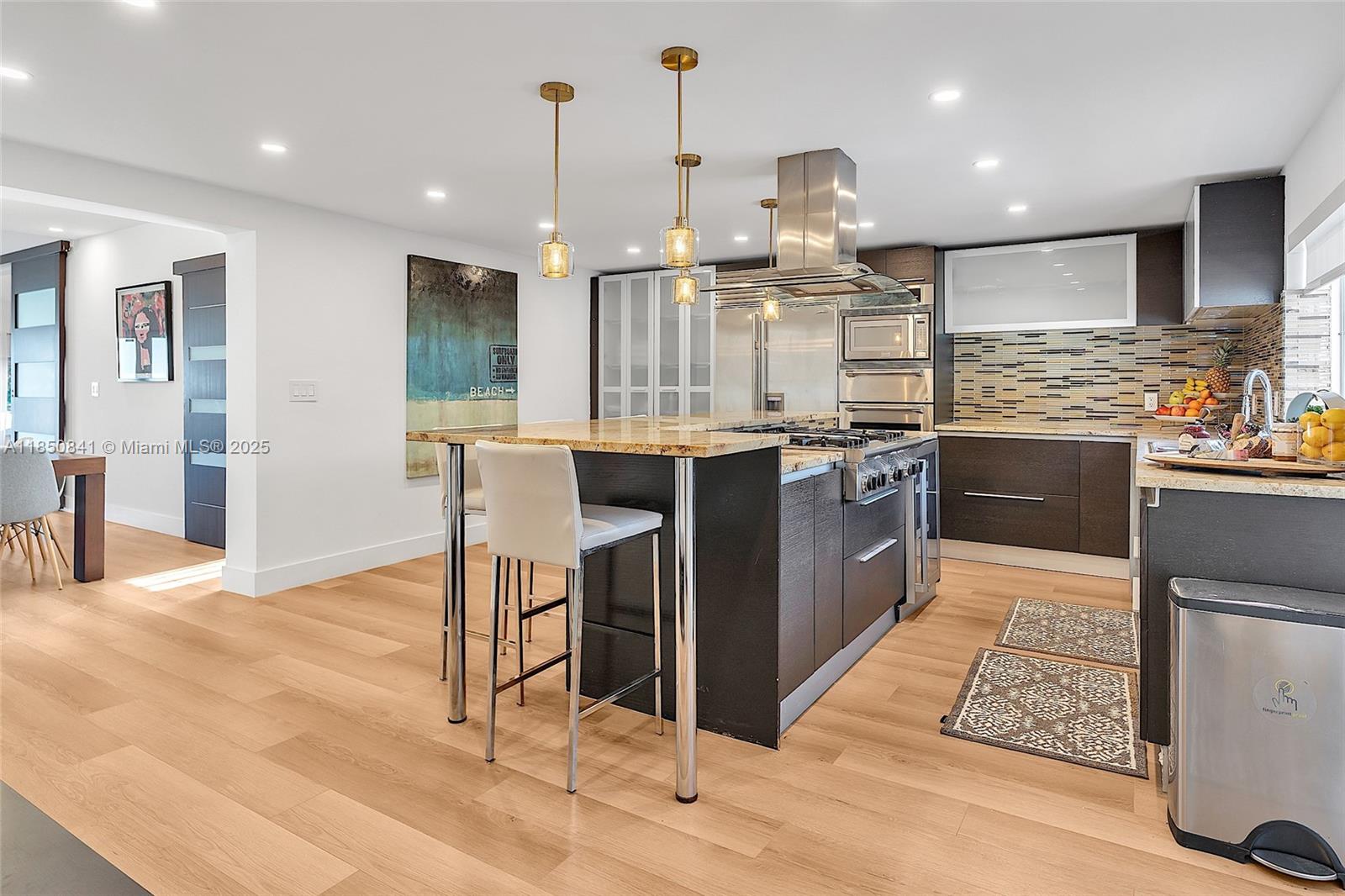 1347 71st St Miami Beach, FL 33141