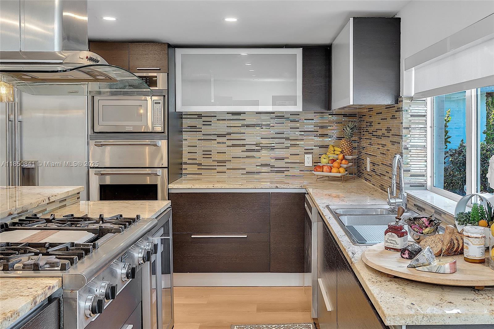 1347 71st St Miami Beach, FL 33141