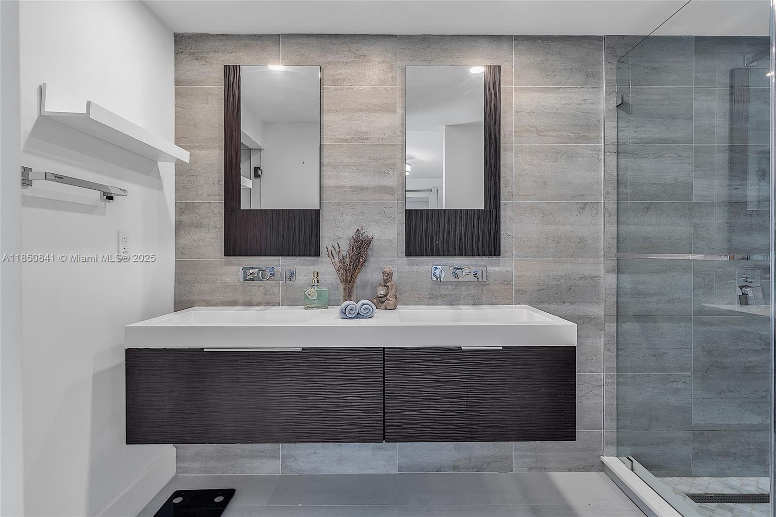 1347 71st St Miami Beach, FL 33141