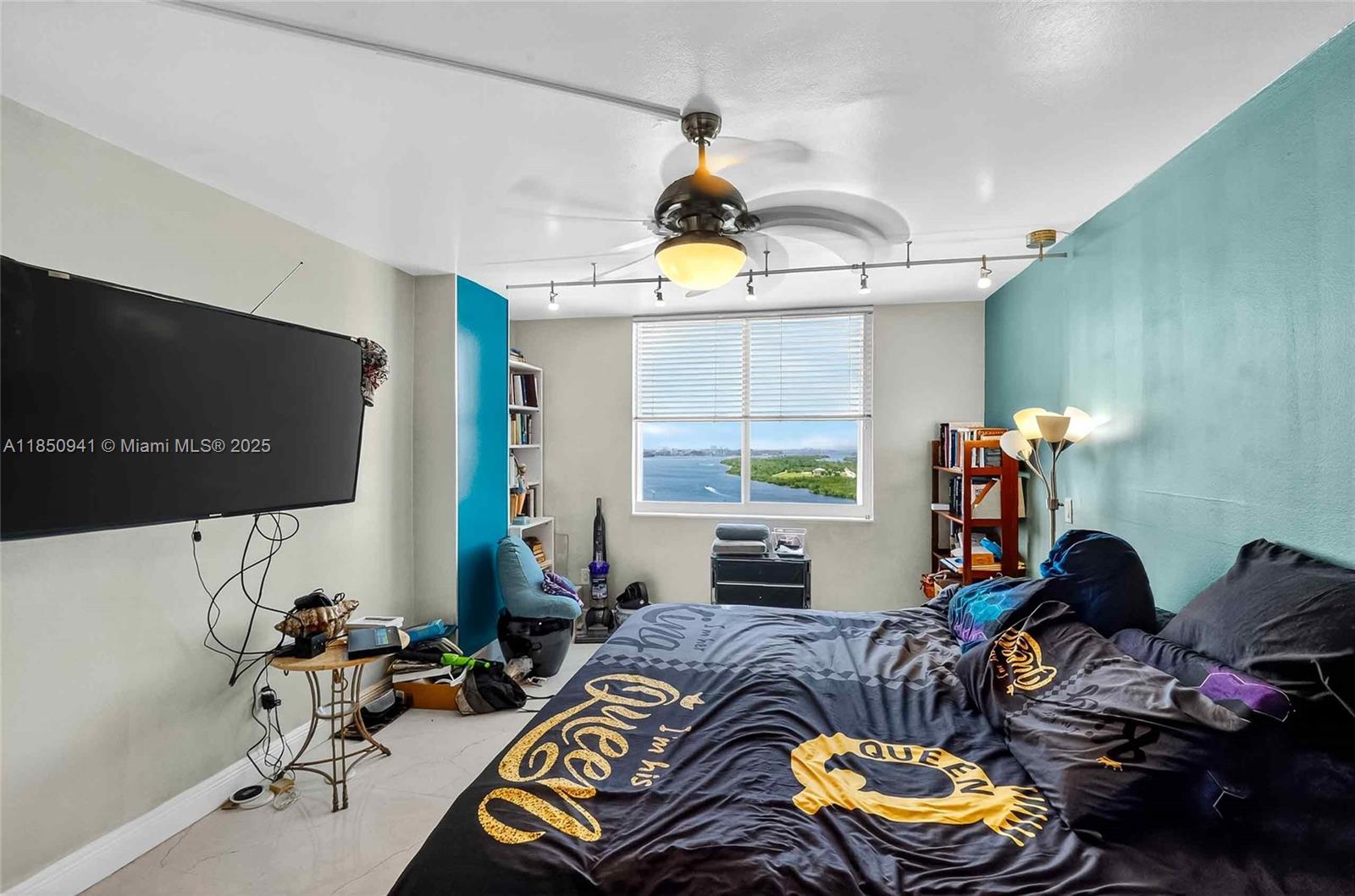 image ARLEN HOUSE CONDO21