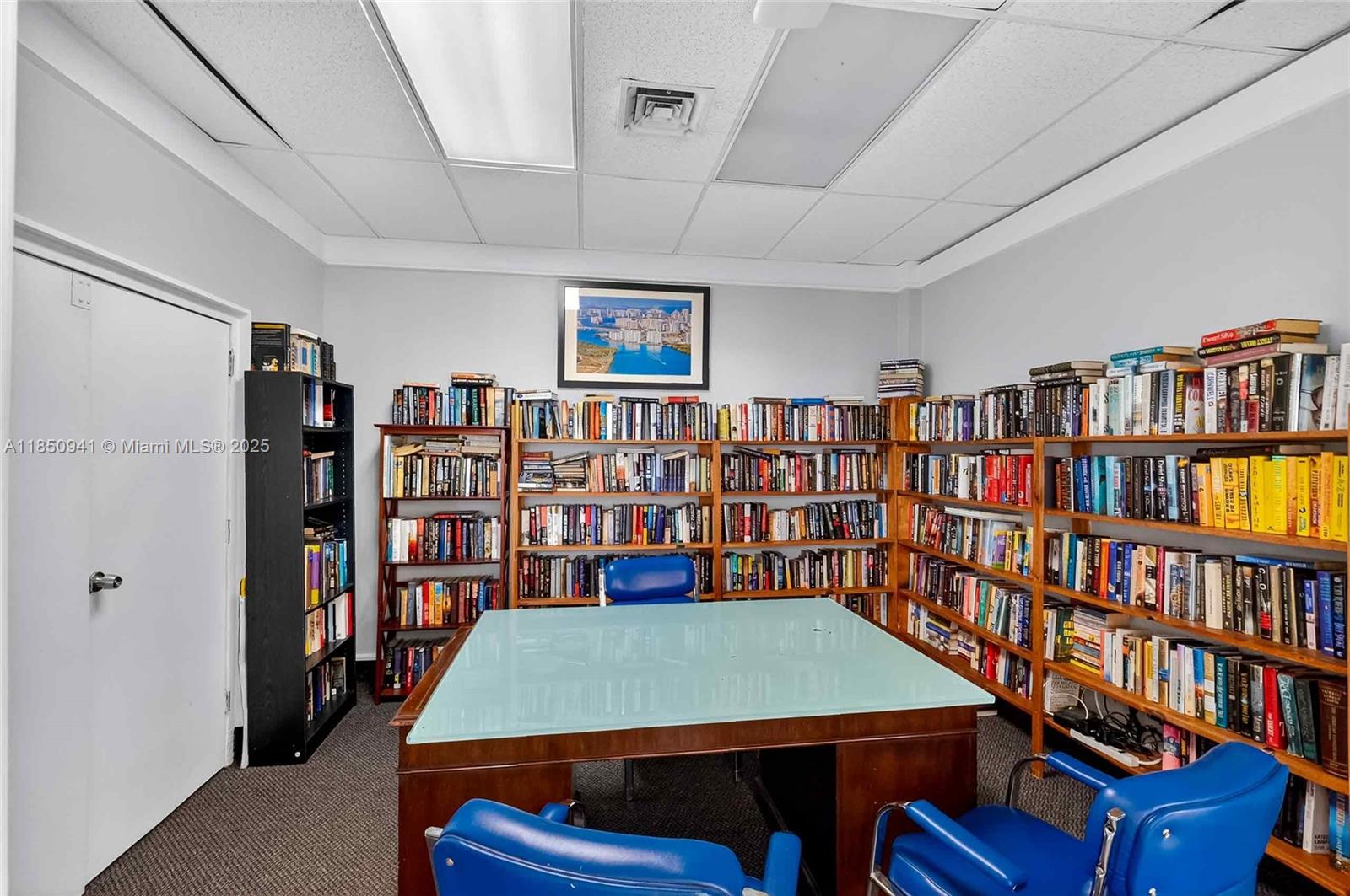 image ARLEN HOUSE CONDO37