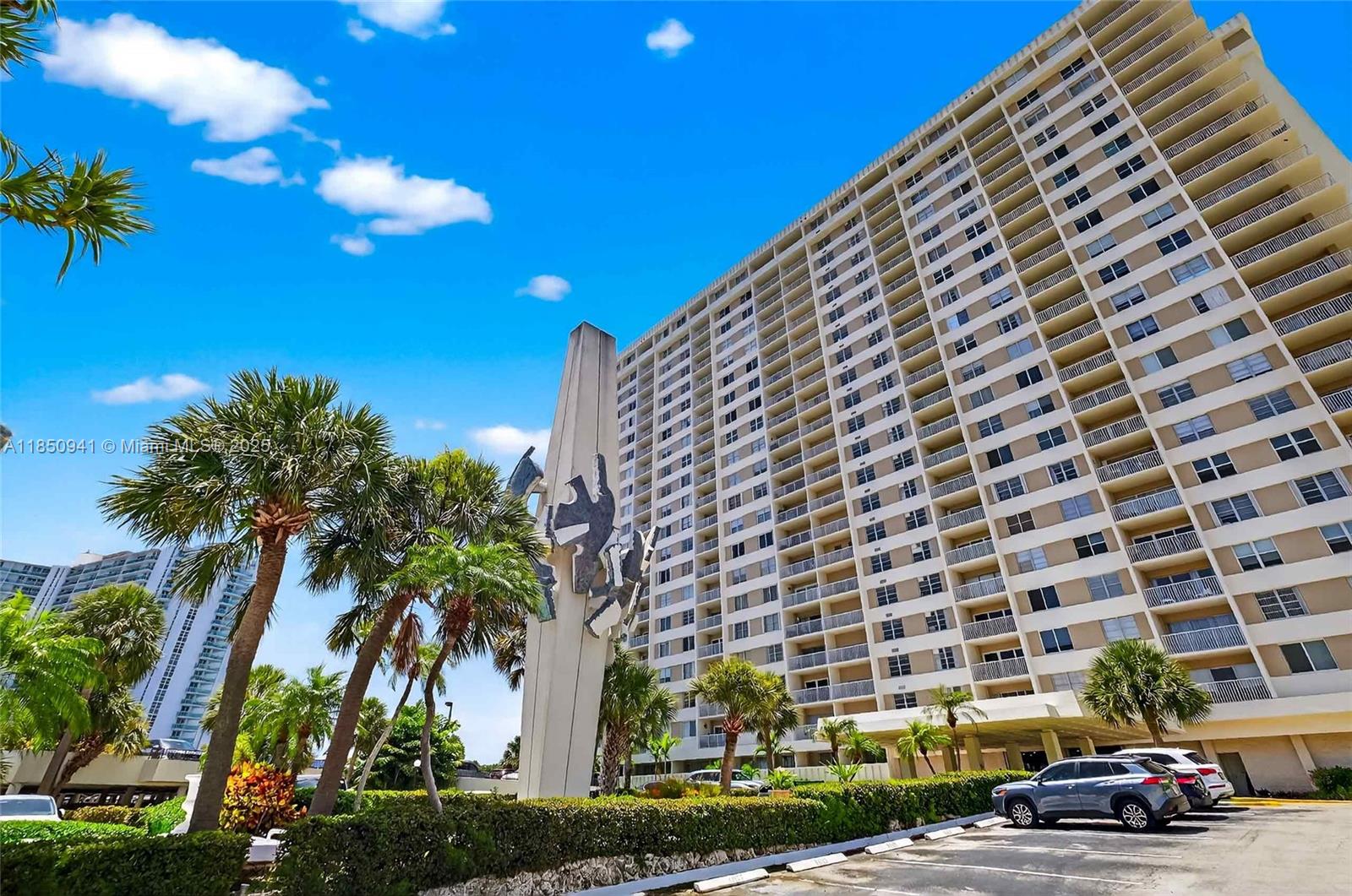 image ARLEN HOUSE CONDO56