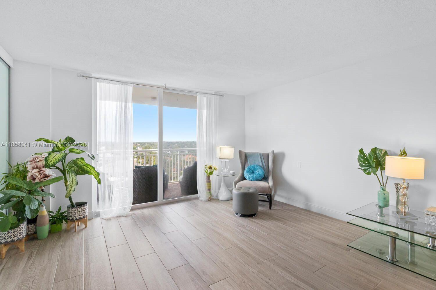 Undisclosed Address,Hillsboro Beach, FL 33062