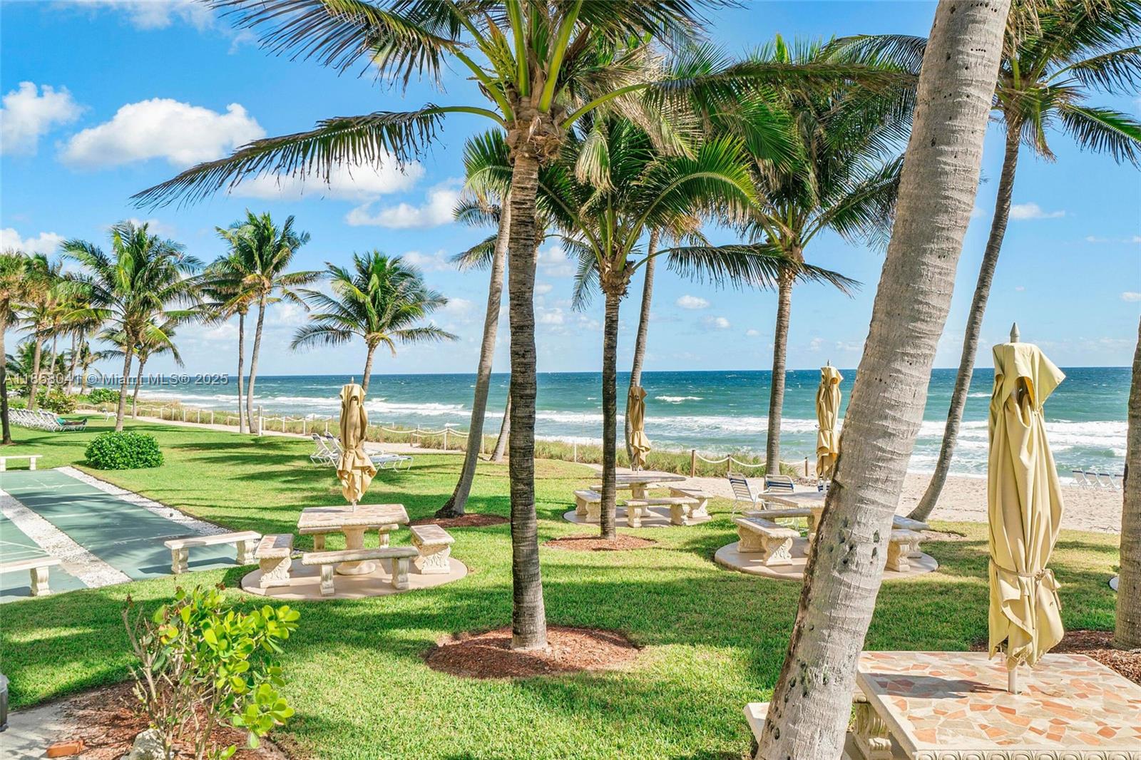 Undisclosed Address,Hillsboro Beach, FL 33062