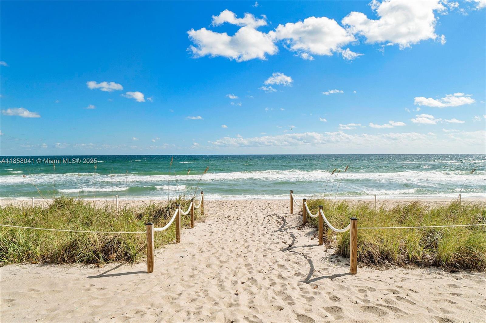 Undisclosed Address,Hillsboro Beach, FL 33062