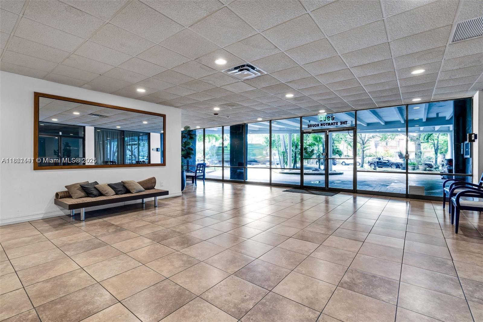 6900 Bay Dr #11F Miami Beach, FL 33141