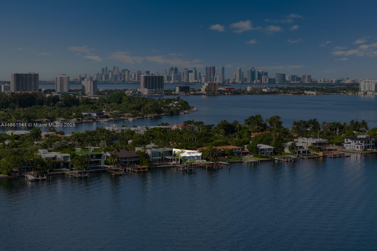1825 Cleveland Rd Miami Beach, FL 33141 1825 Cleveland Rd Miami Beach, FL 33141