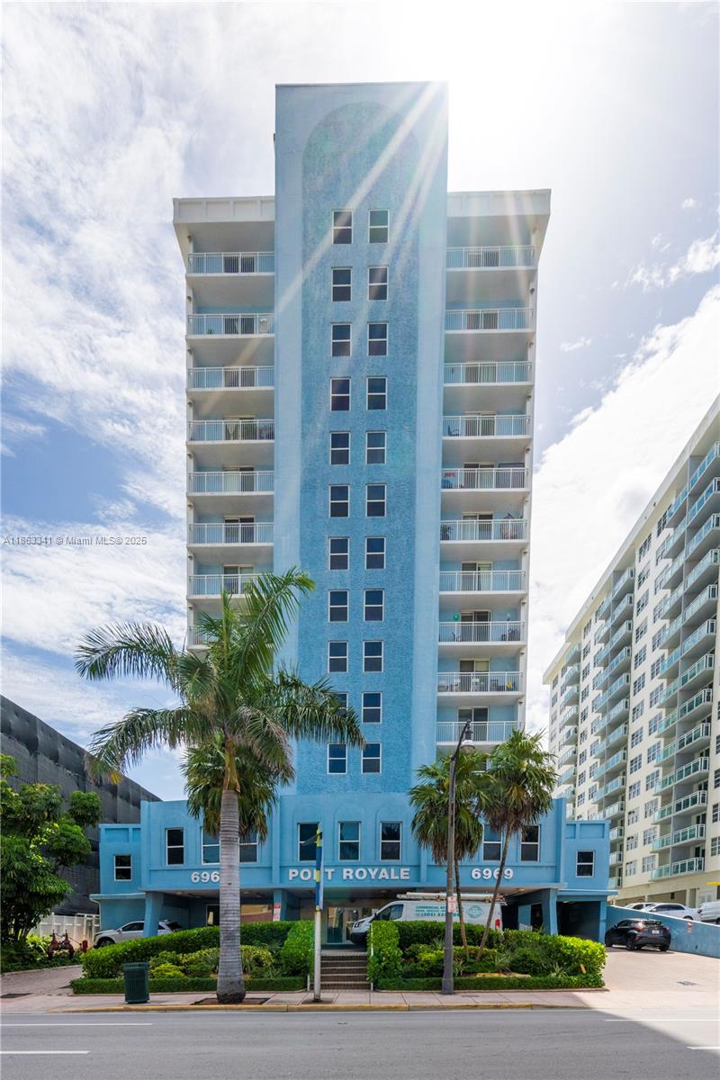 6969 Collins Ave #1502