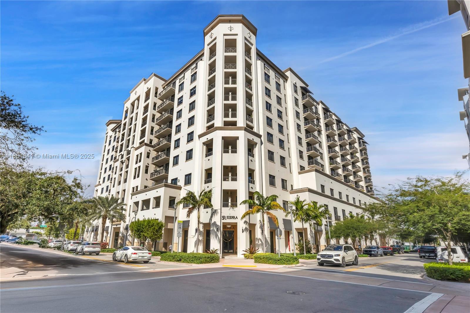 301 Altara Ave #511
