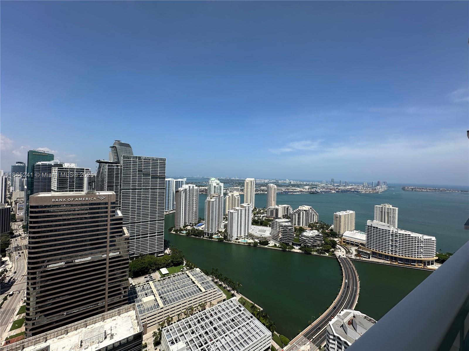 950 Brickell Bay Dr #5106