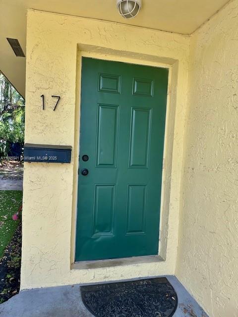 15 NW 70th St #17