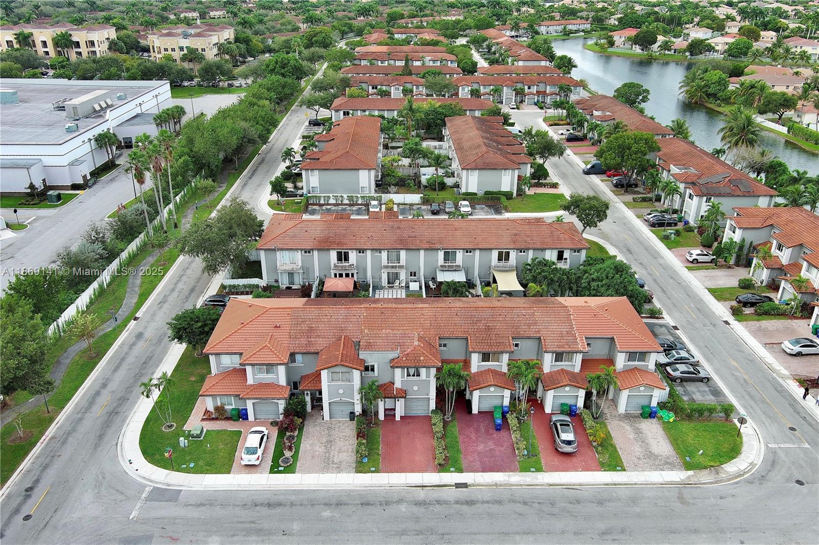 2872 SW 127th Way