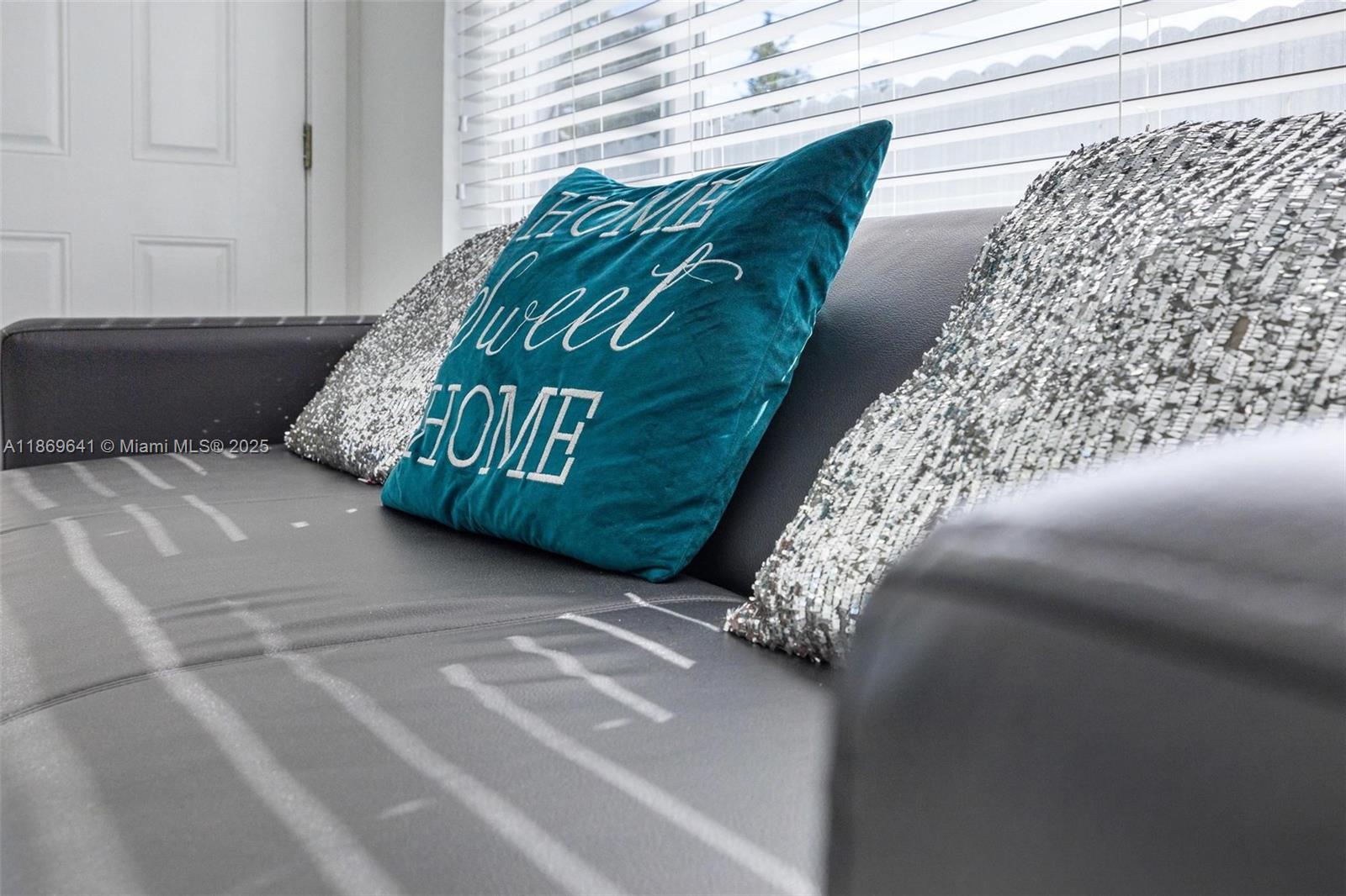 301 NW 34th St Miami, FL 33127