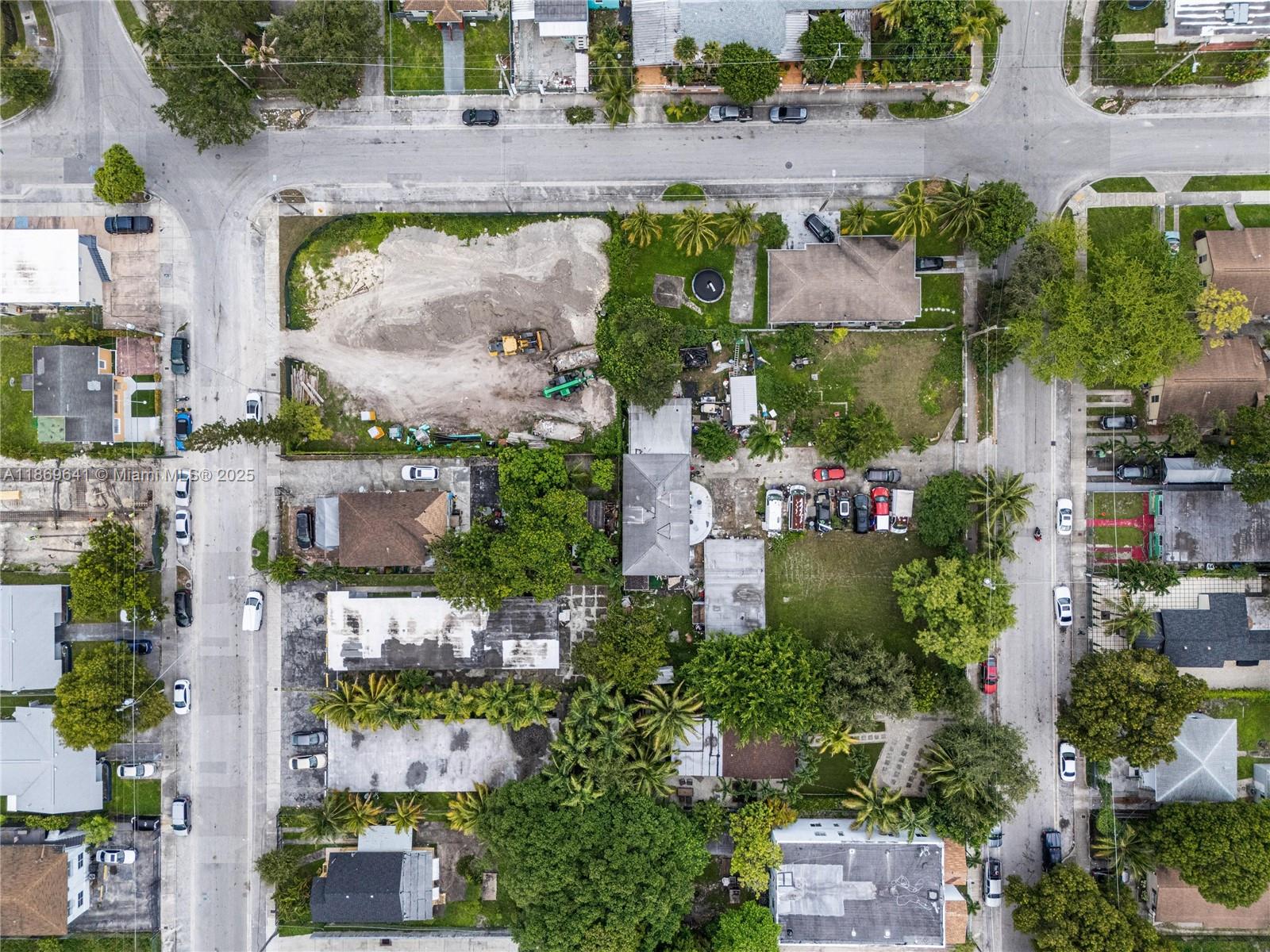 301 NW 34th St Miami, FL 33127