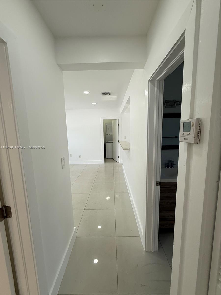 301 NW 34th St Miami, FL 33127