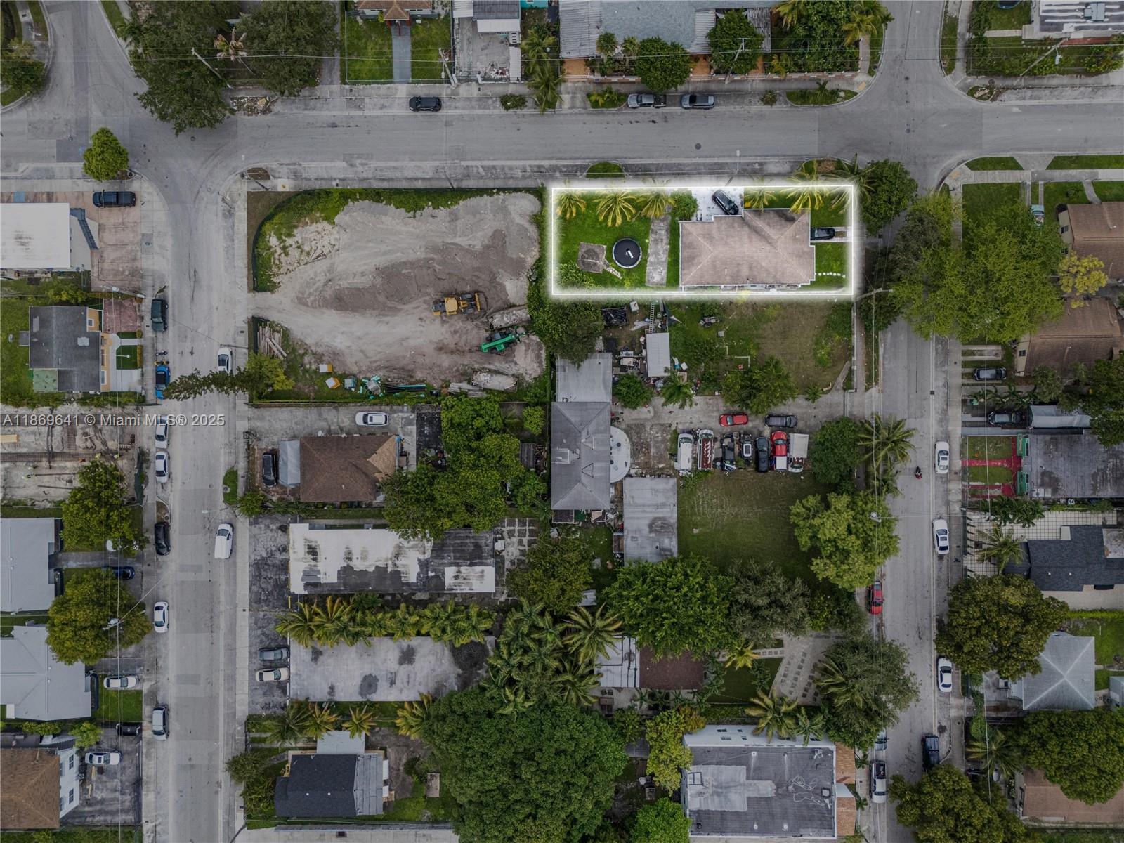 301 NW 34th St Miami, FL 33127