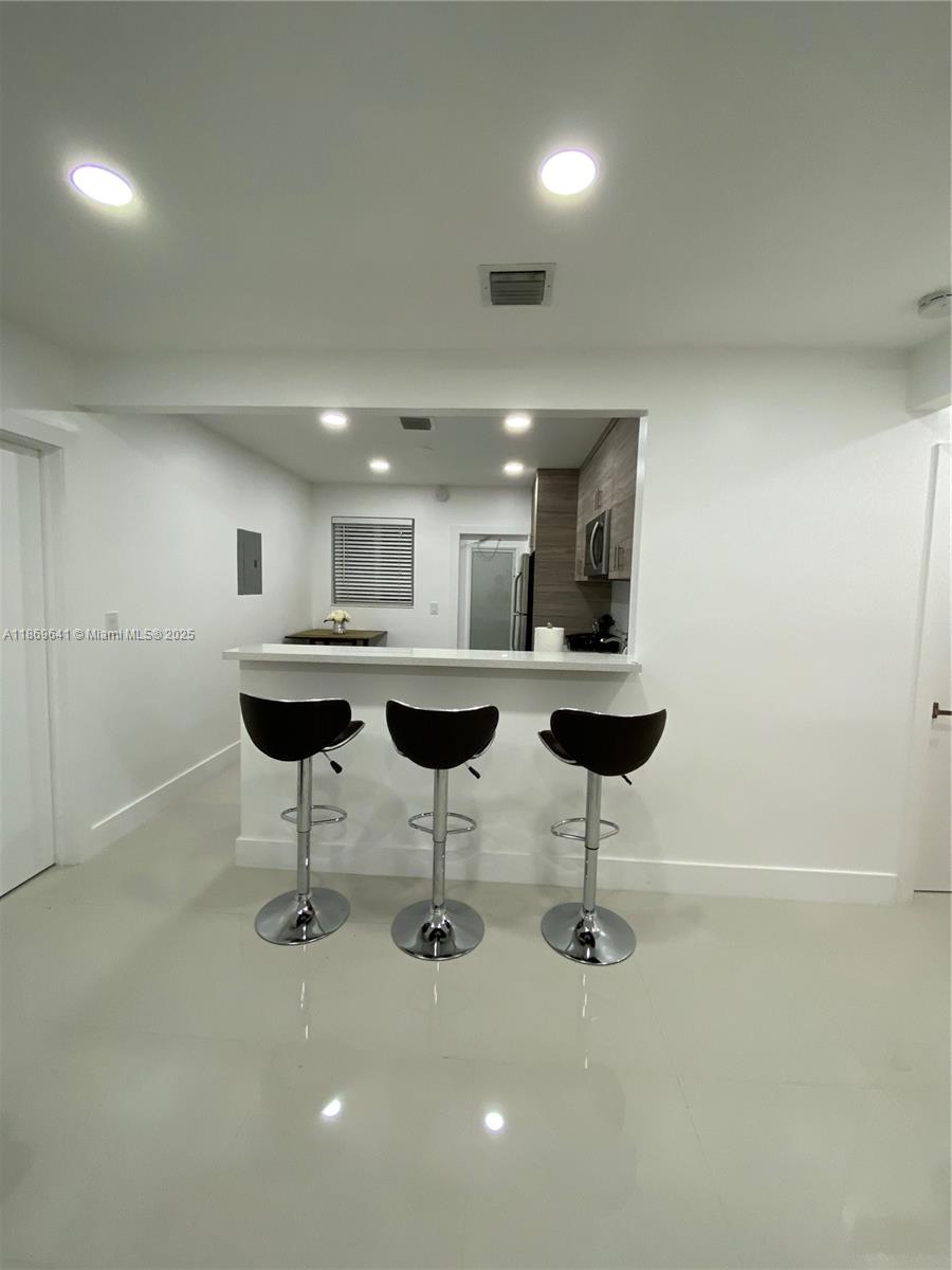 301 NW 34th St Miami, FL 33127