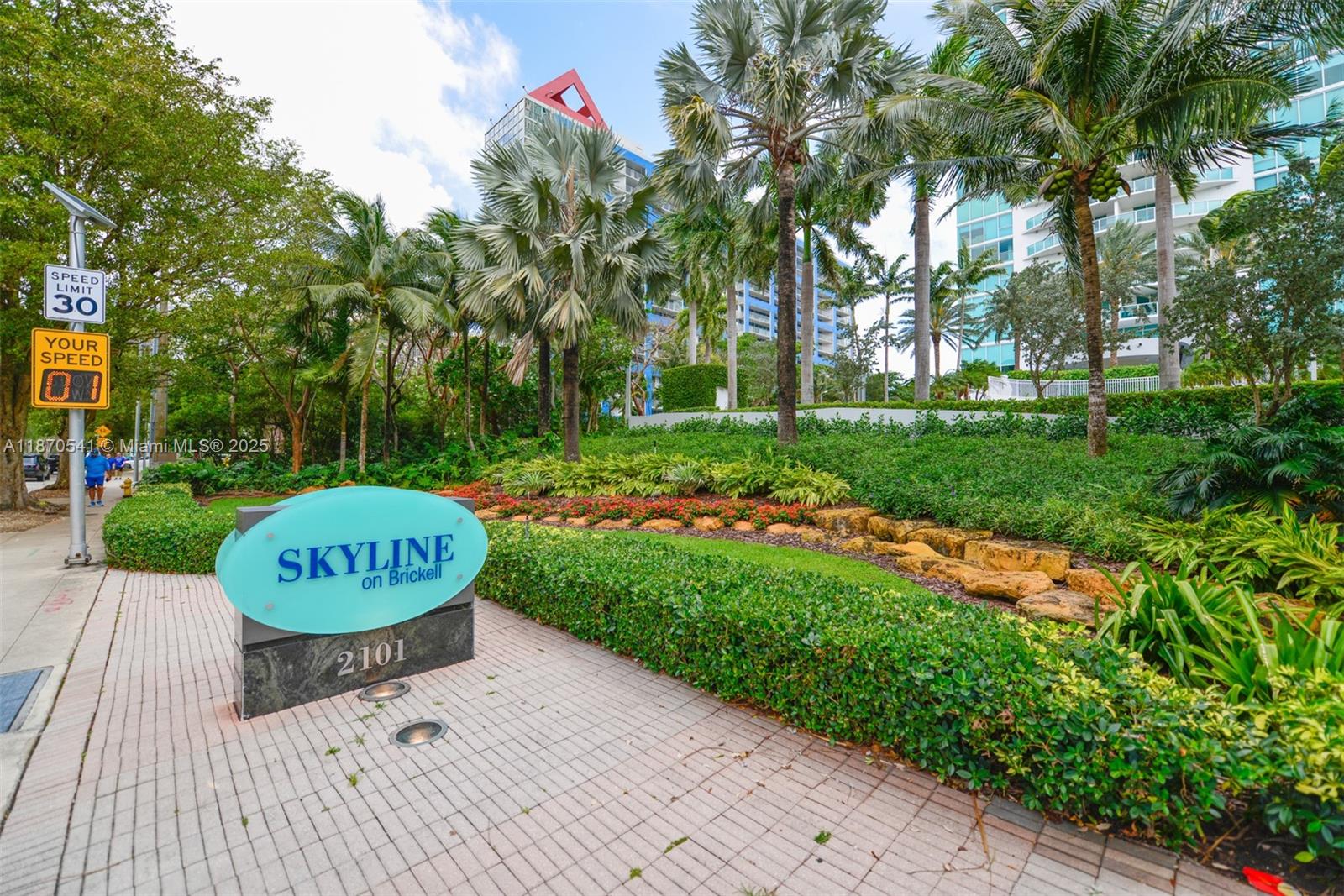 image Skyline On Brickell24