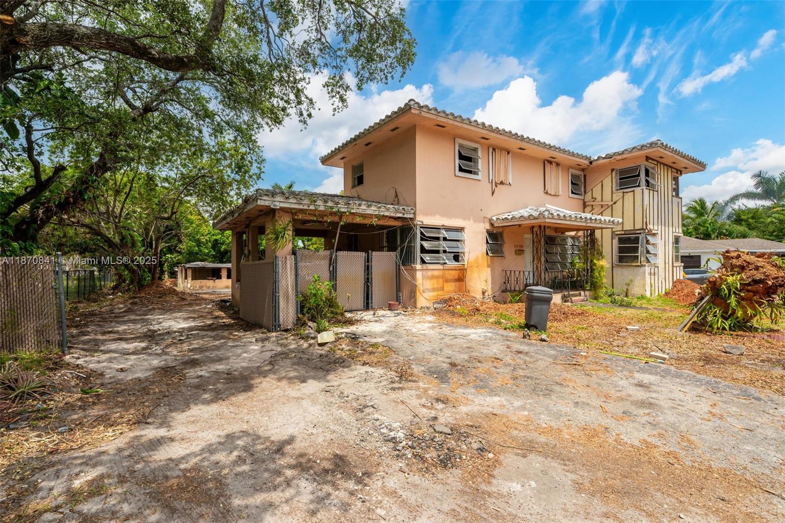 15100 NW River Dr Miami, FL 33169