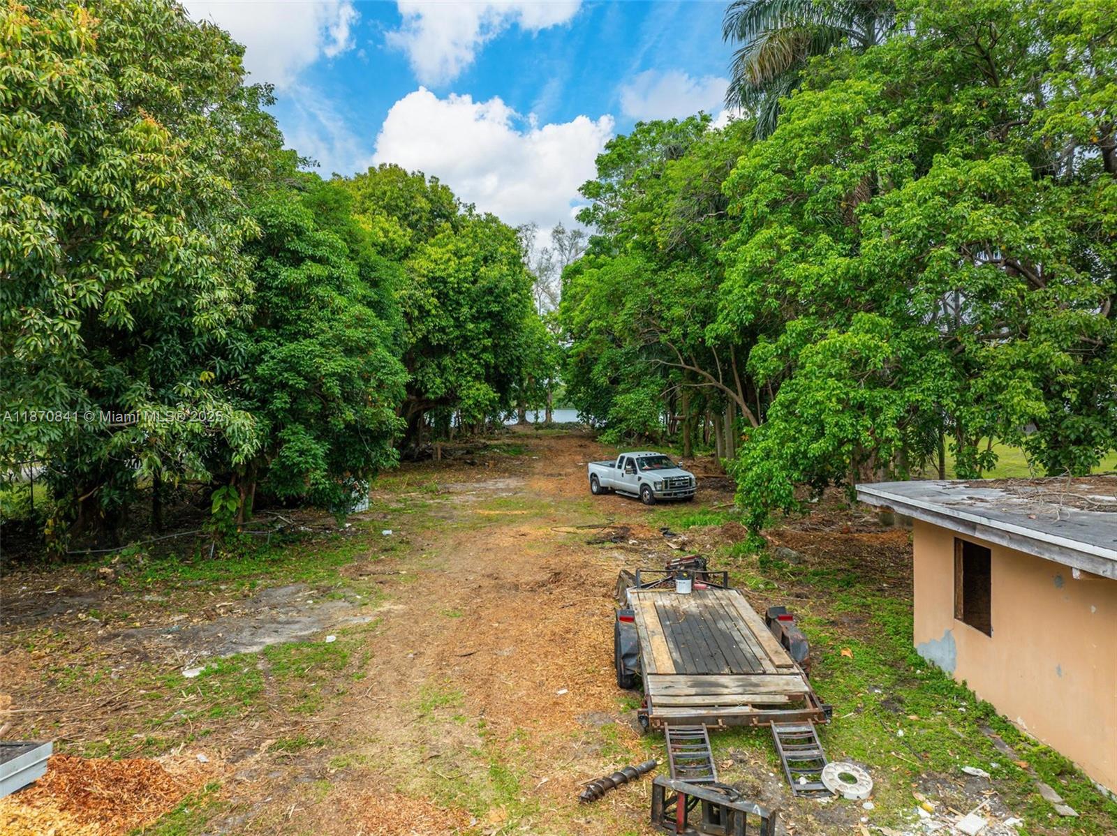 15100 NW River Dr Miami, FL 33169