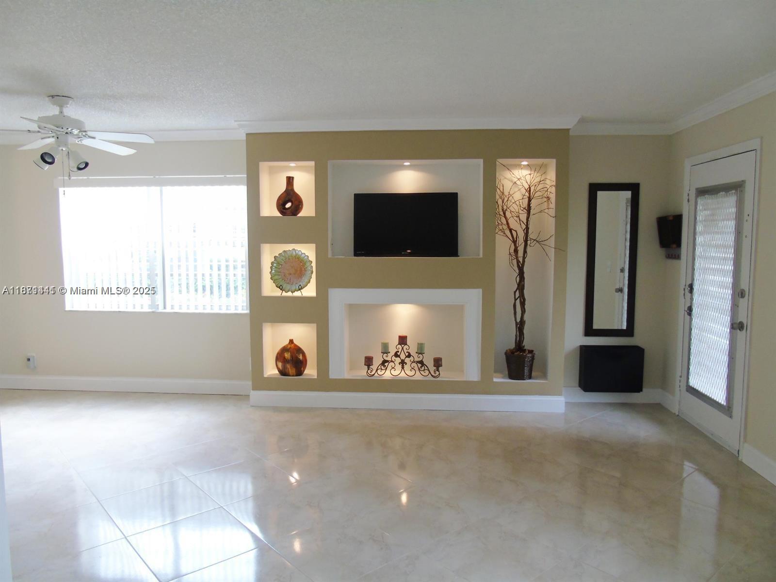 545 Normandy L #545
