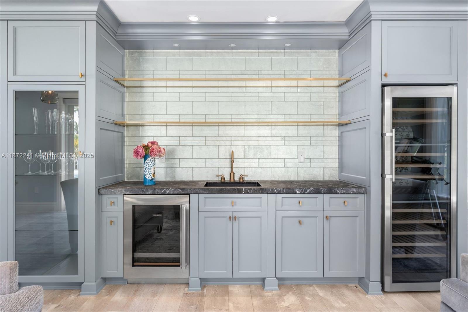 431 W Rivo Alto Dr Miami Beach, FL 33139