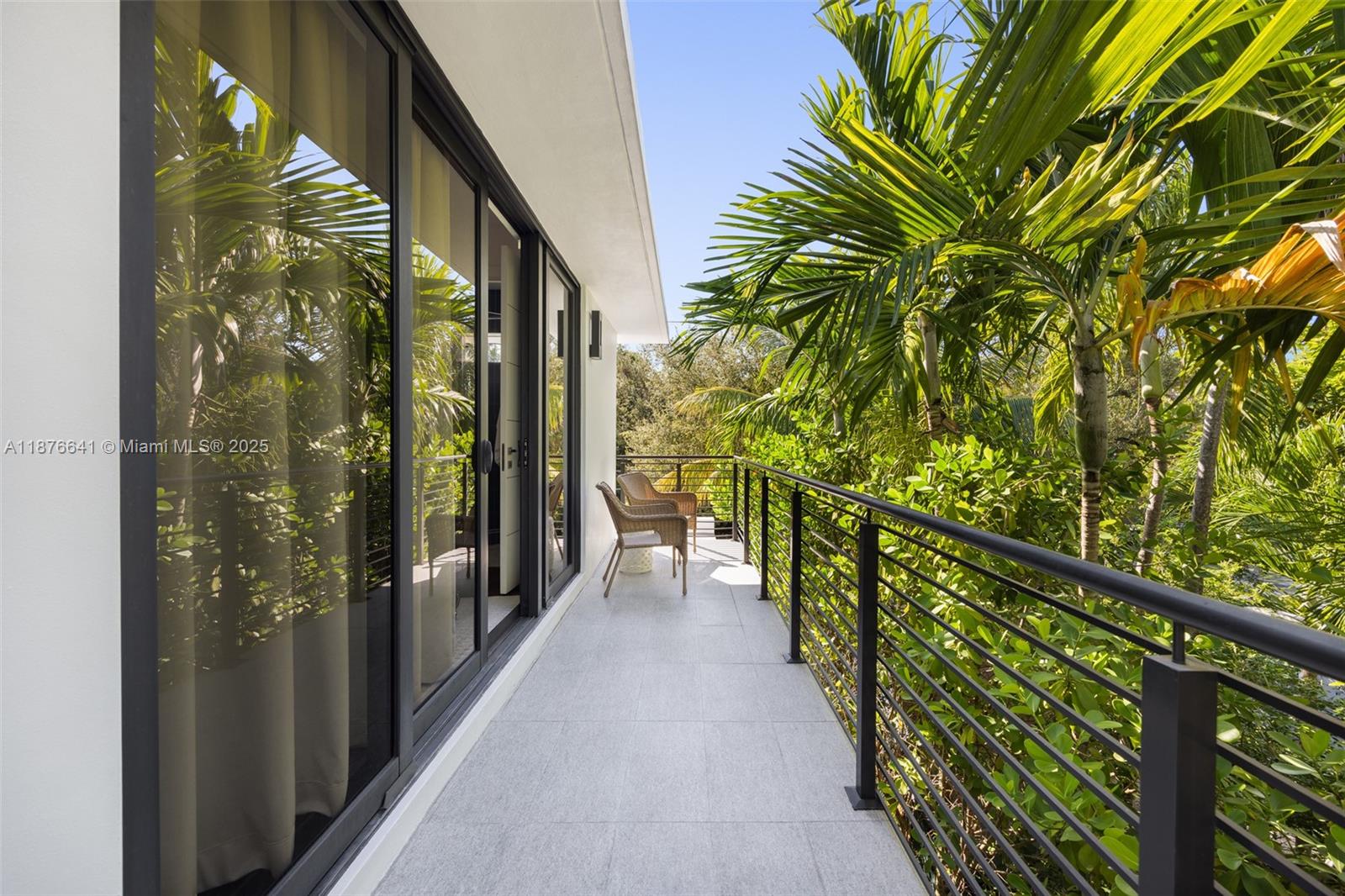 2321 Trapp Ave Coconut Grove, FL 33133