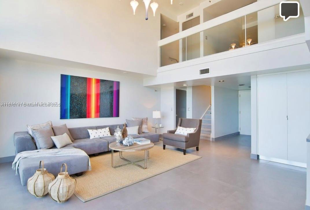 image Brickell East Condo3