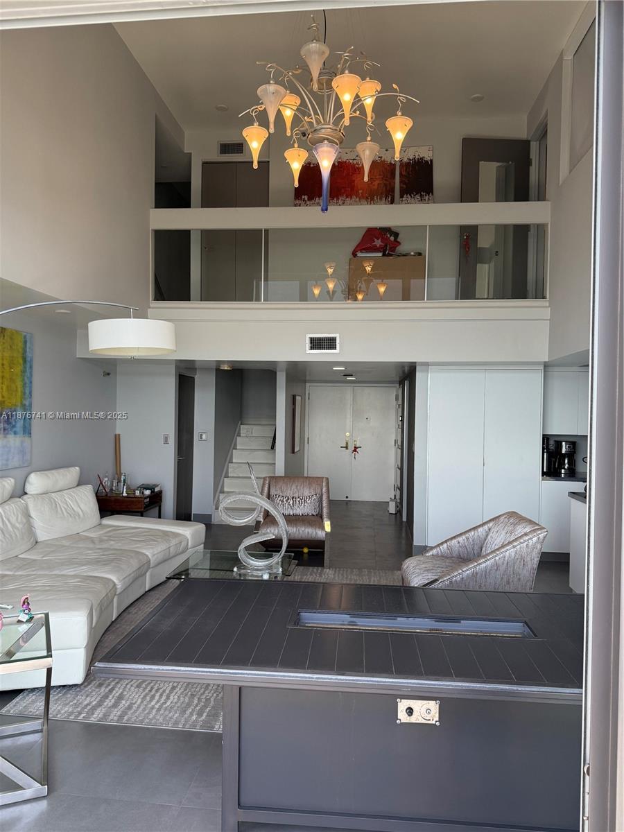 image Brickell East Condo8