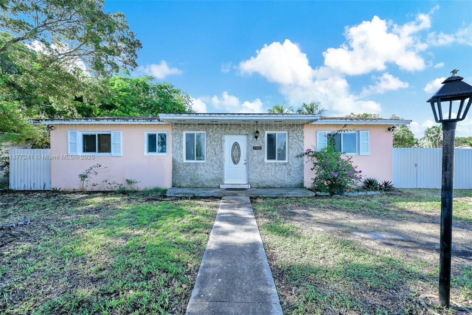 11850 SW 199th St