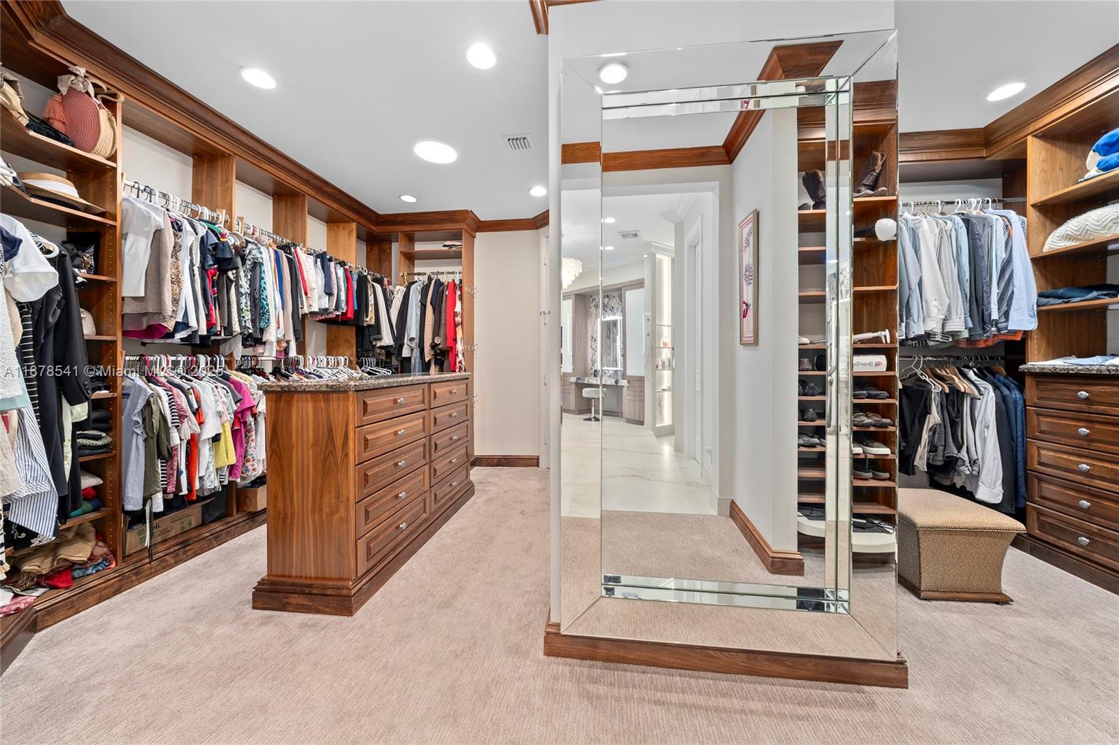 2770 NE 23rd St Pompano Beach, FL 33062