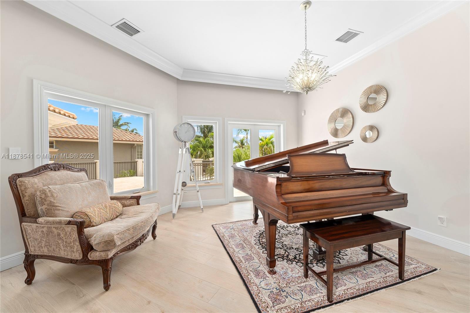 2770 NE 23rd St Pompano Beach, FL 33062