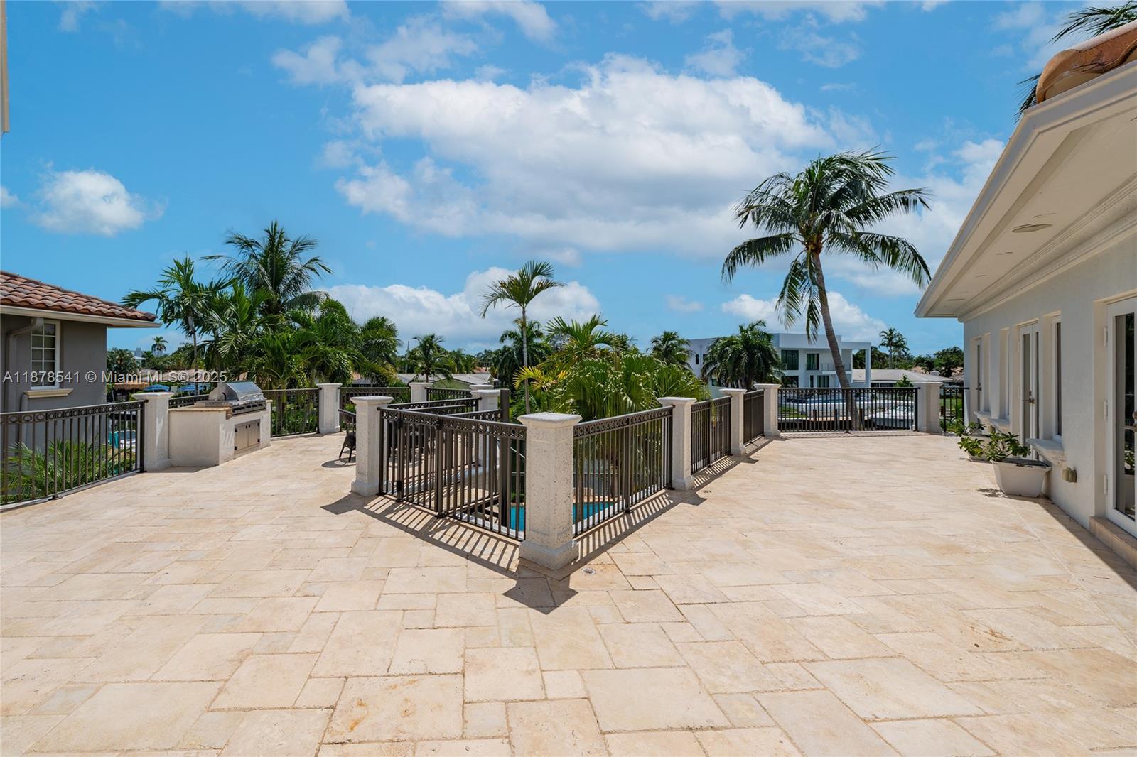 2770 NE 23rd St Pompano Beach, FL 33062