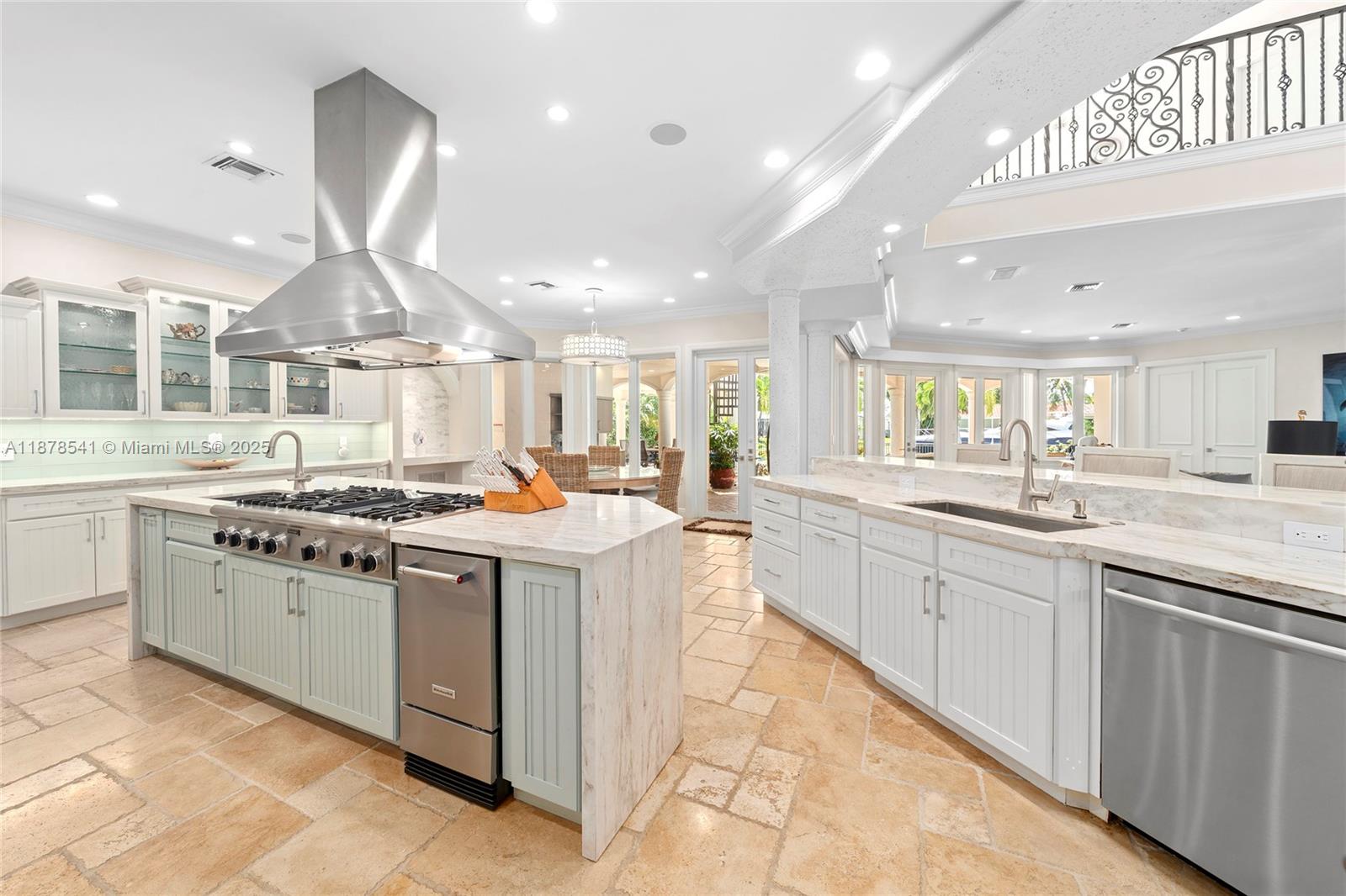 2770 NE 23rd St Pompano Beach, FL 33062