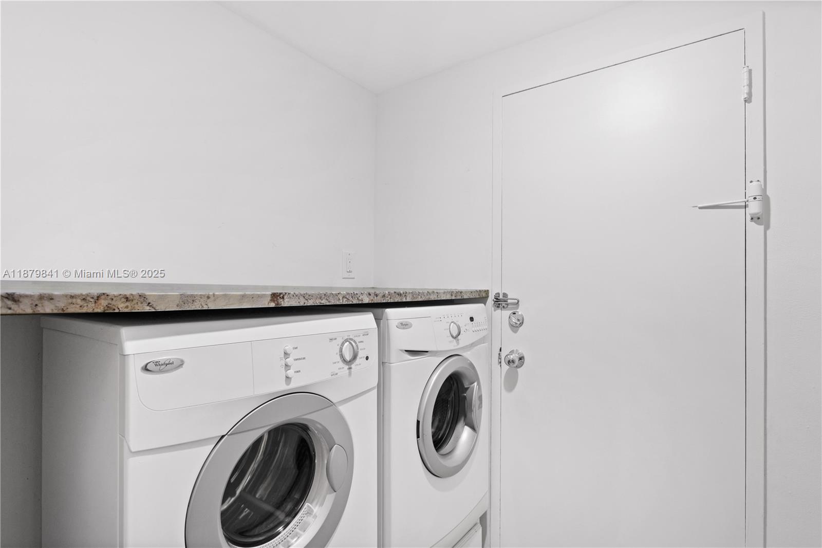 9100 W Bay Hbr Dr #11A Bay Harbor Islands, FL 33154