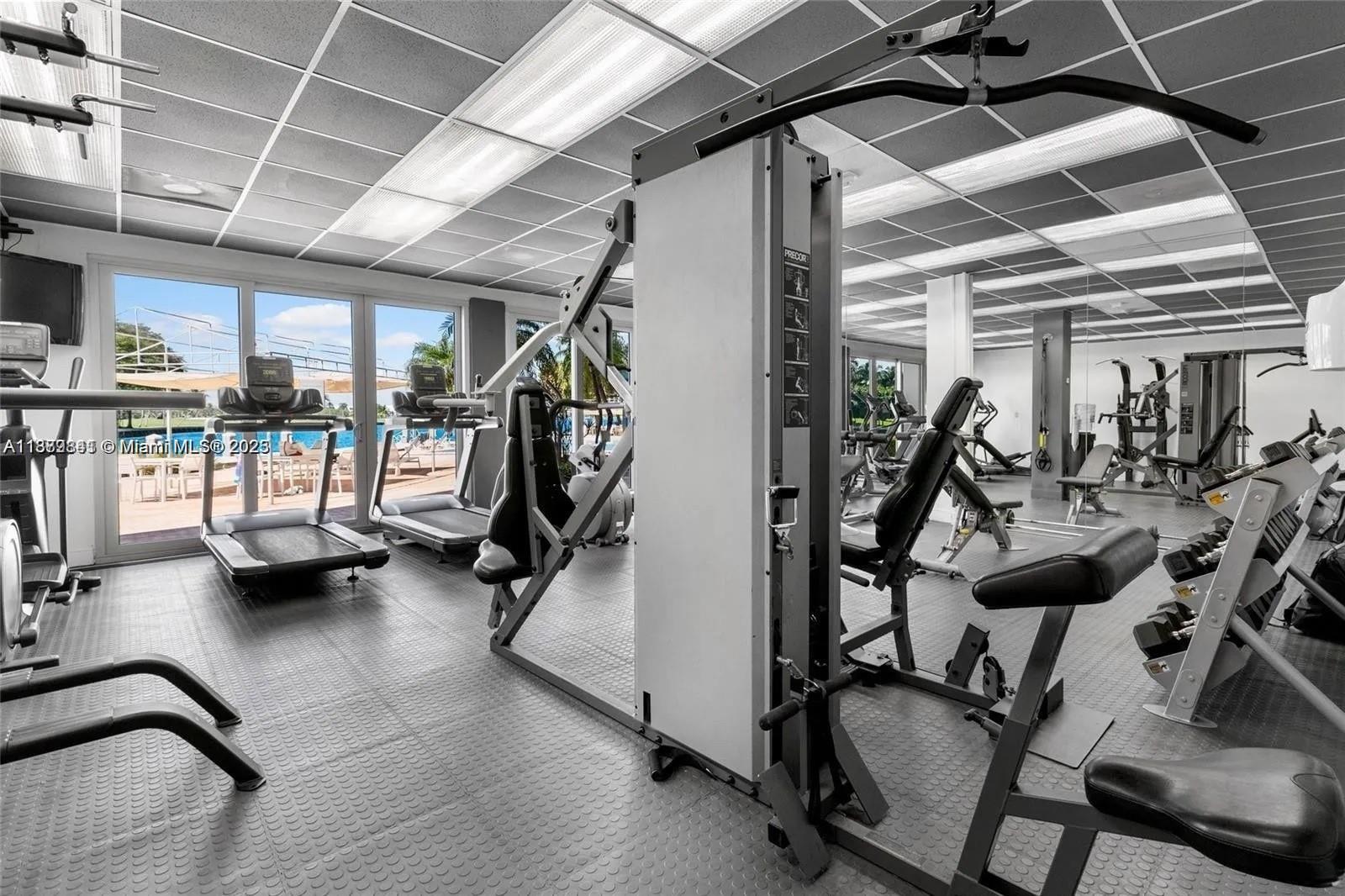 9100 W Bay Hbr Dr #11A Bay Harbor Islands, FL 33154