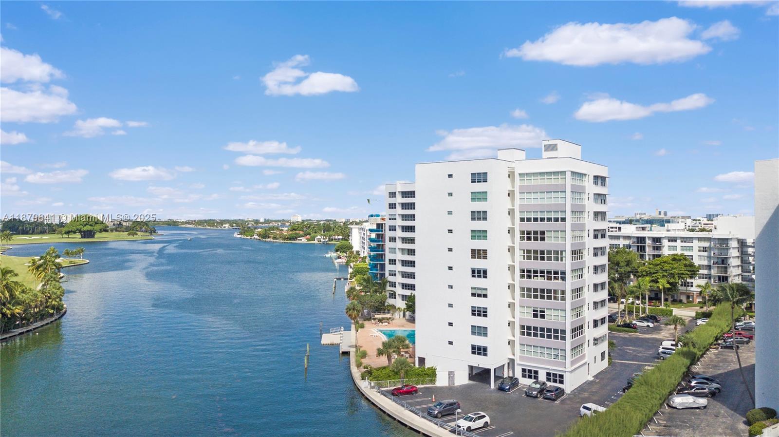 9100 W Bay Hbr Dr #11A Bay Harbor Islands, FL 33154