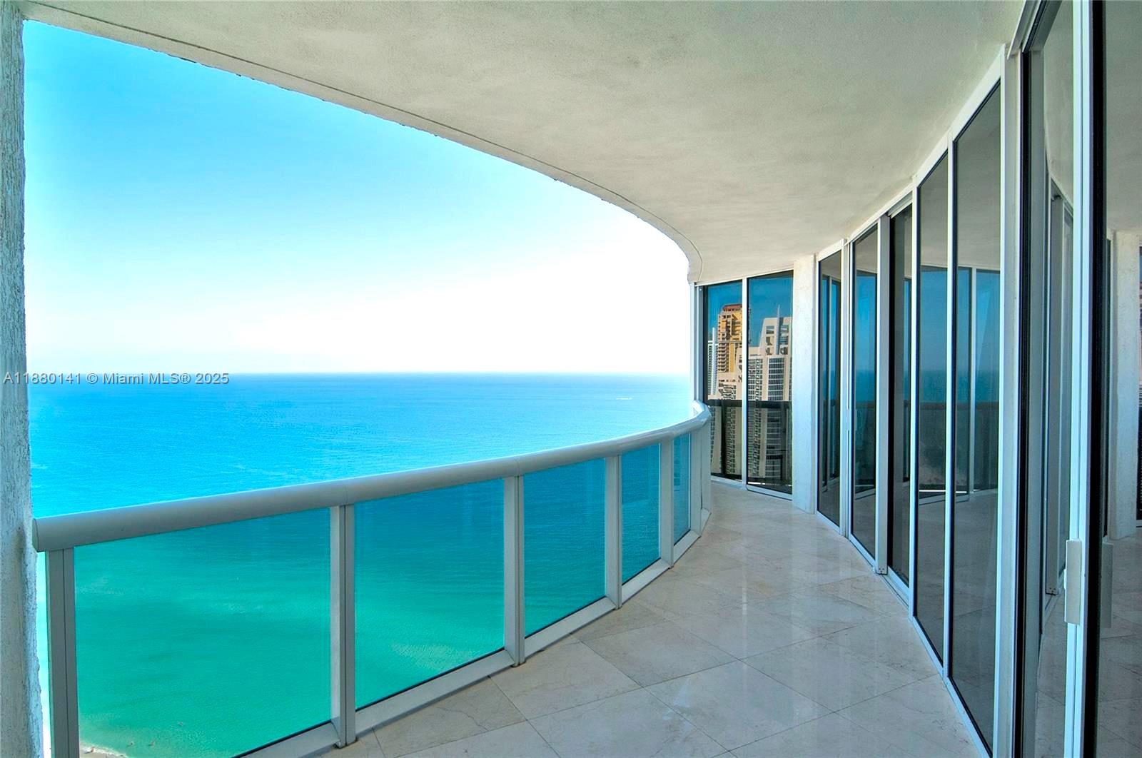 17201 Collins Ave #4002