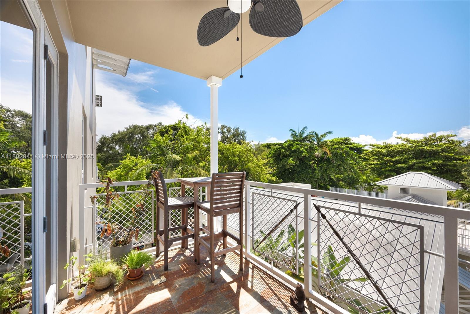 3540 Main Hwy #407 Coconut Grove, FL 33133