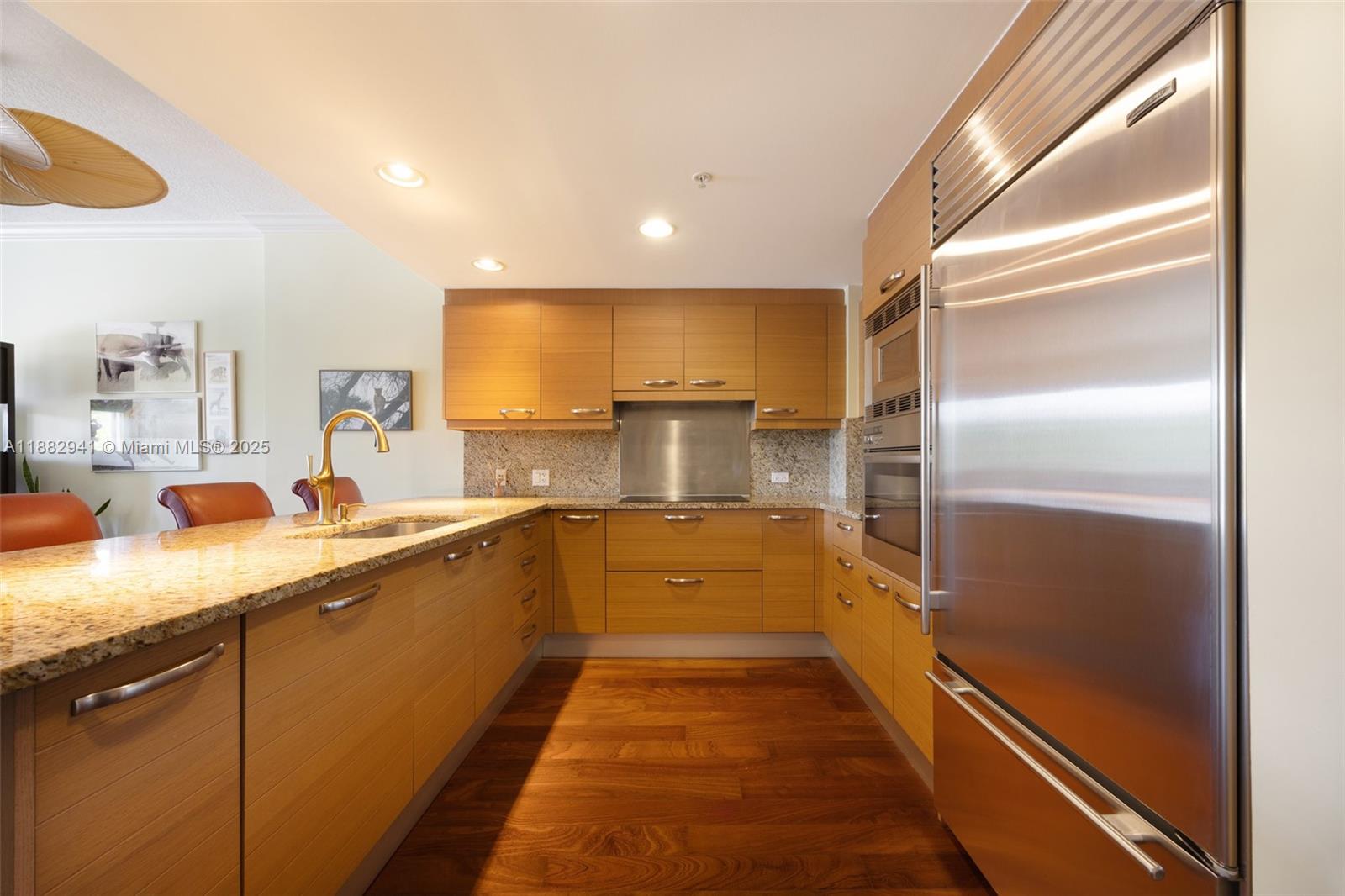 3540 Main Hwy #407 Coconut Grove, FL 33133