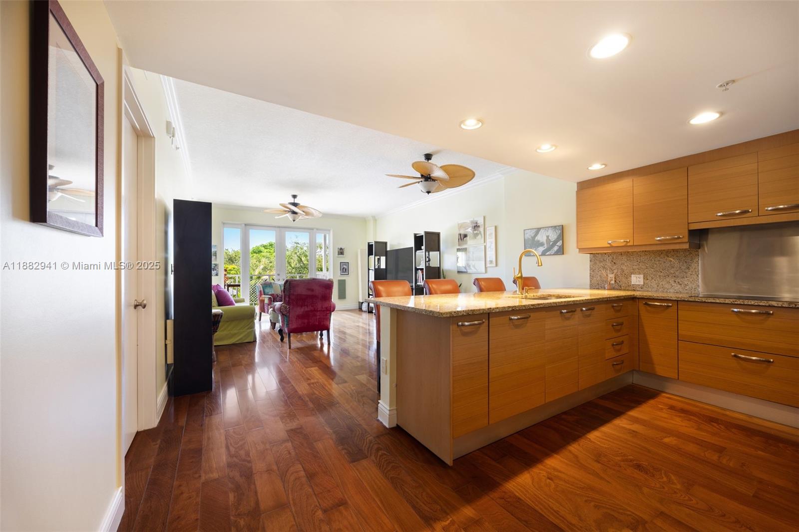 3540 Main Hwy #407 Coconut Grove, FL 33133