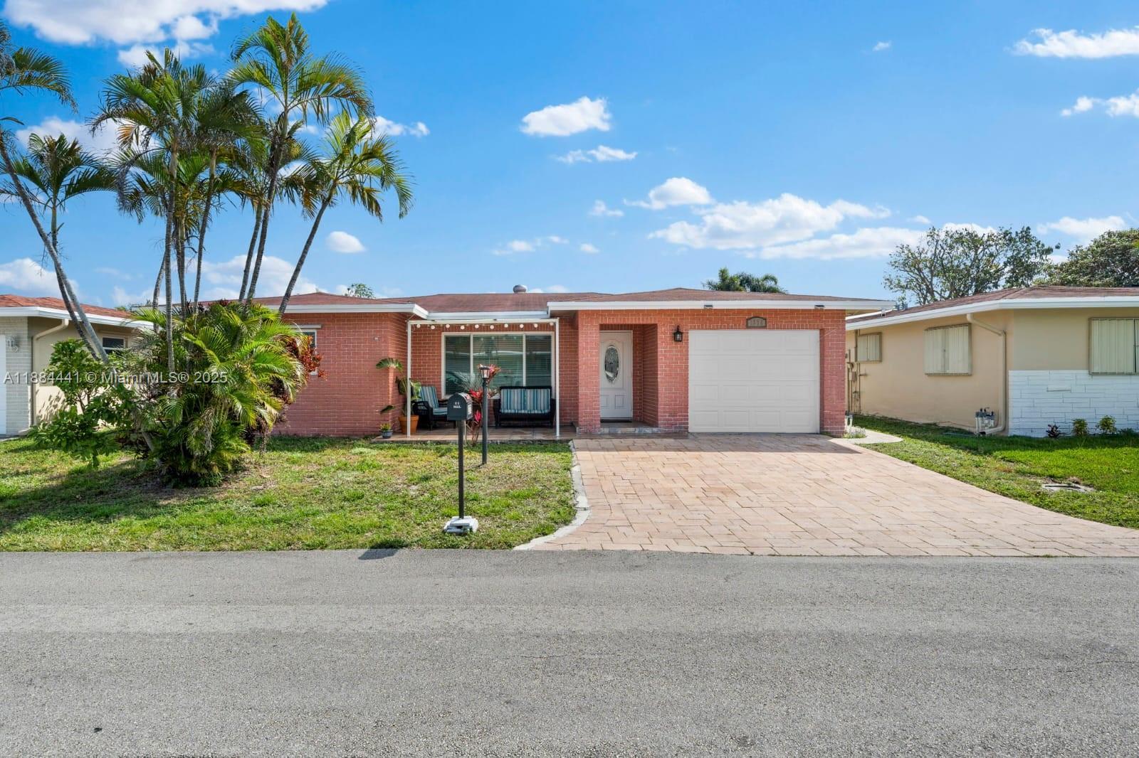 1270 NW 49th St