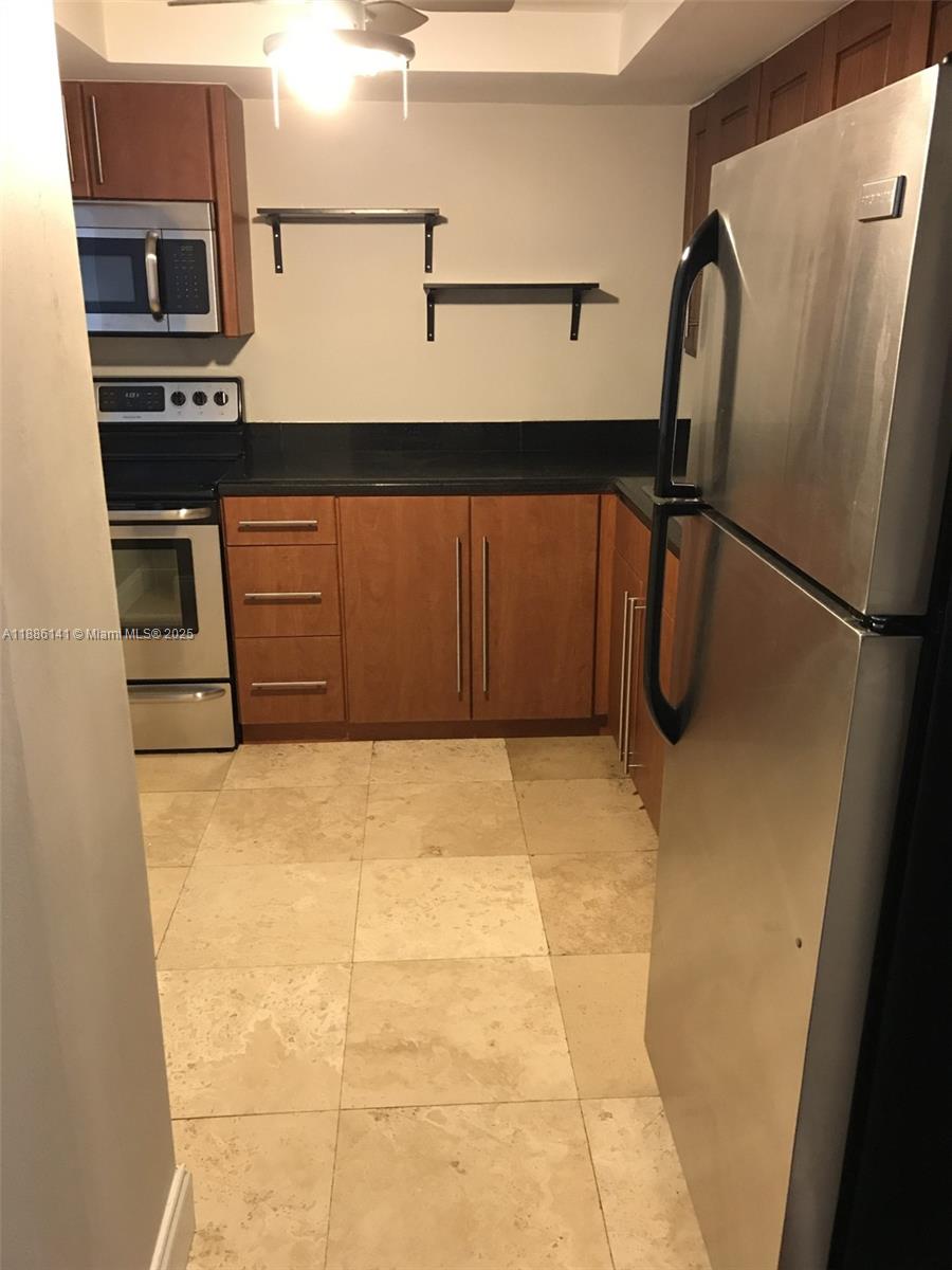 2101 Atlantic Shores Blvd #504