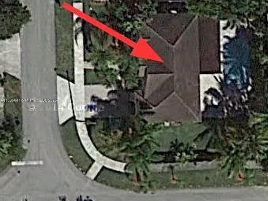 18121 SW 152nd Ct Miami, FL 33187