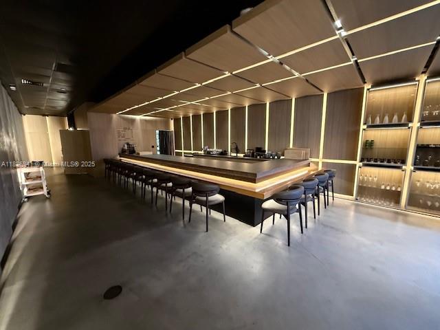 10728 NW 74TH ST Restaurant